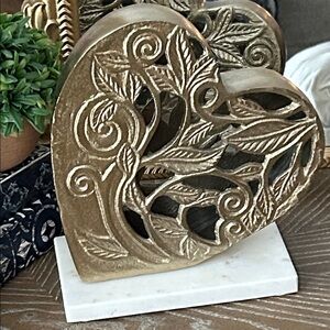NEW! Vintage Inspired Gold Metal Scrolled Heart Sculpture on White Marble Base